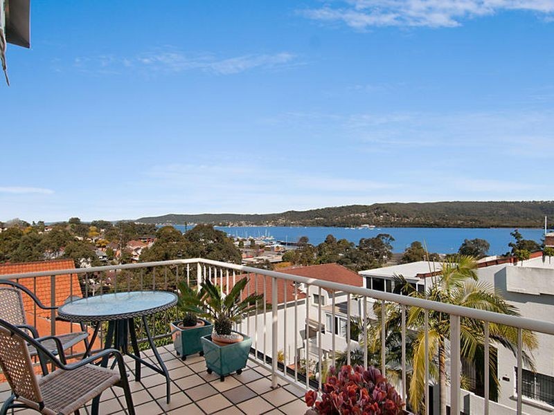 7/1 Joseph Lloyd Close, Gosford NSW 2250