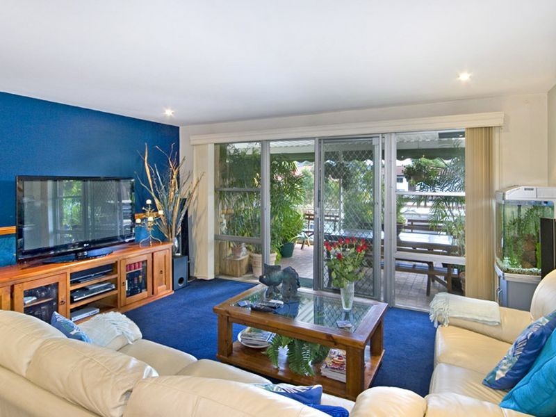 1/11 Lynn Avenue, Point Frederick NSW 2250