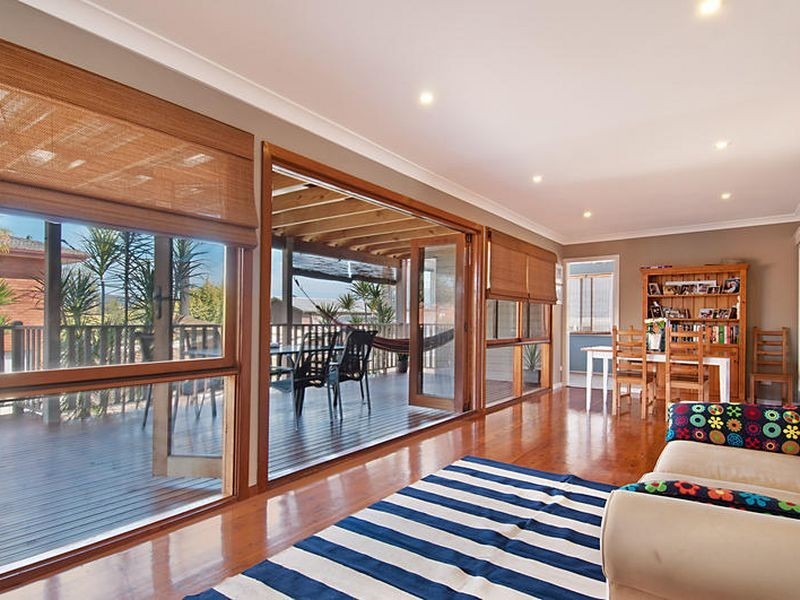 2a Melbourne Street, East Gosford NSW 2250