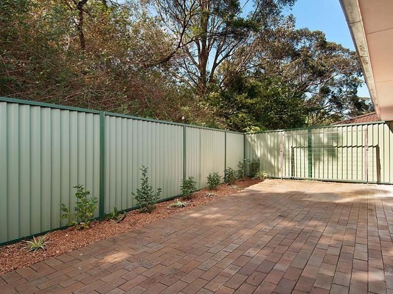 2/207 Albany Street, Point Frederick NSW 2250