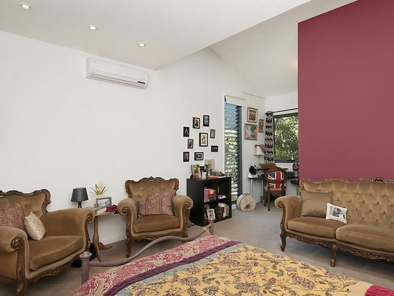 10 Robinia Parade, Springfield NSW 2250