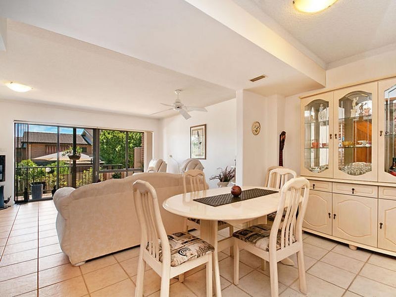 12/15 Lynn Avenue, Point Frederick NSW 2250