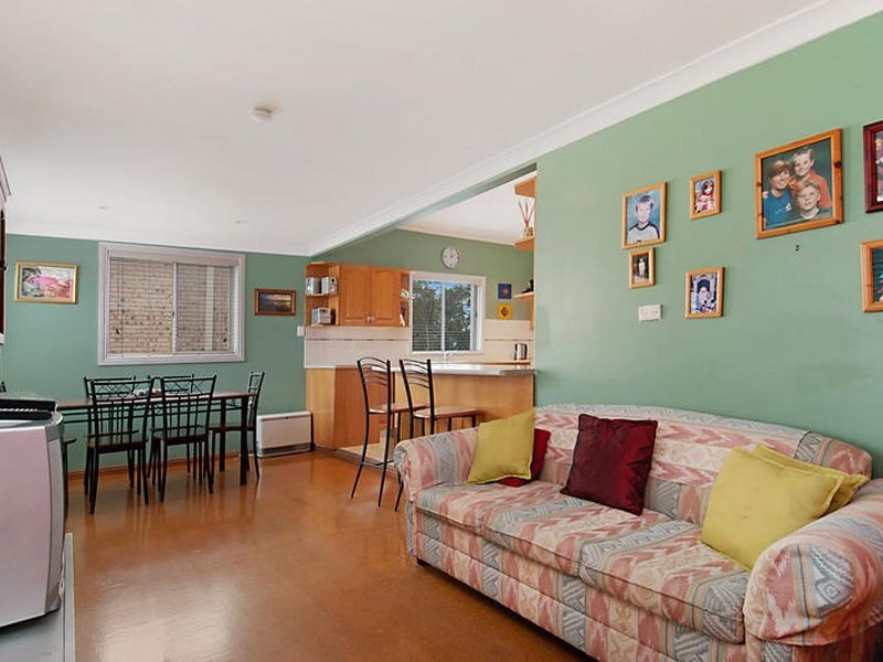 12 Meadow Road, Springfield NSW 2250