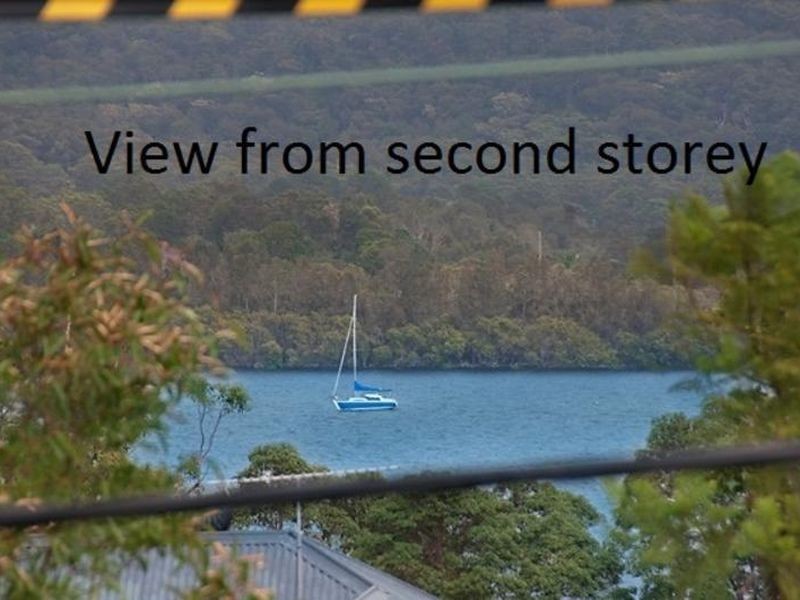 177 Albany Street, Point Frederick NSW 2250