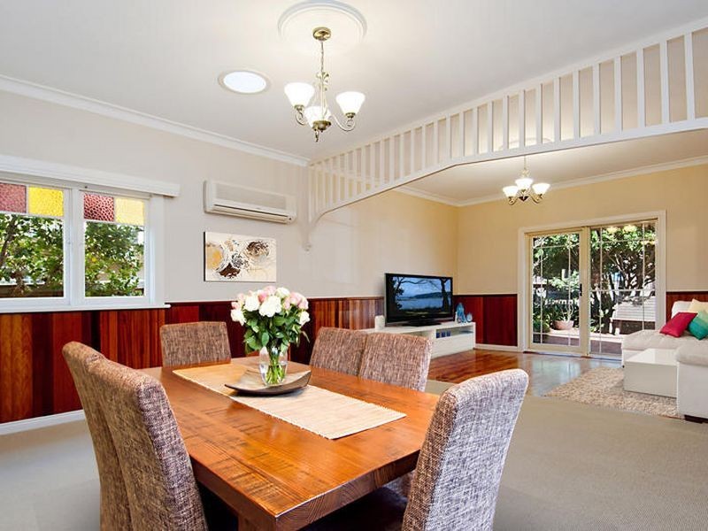 191 Albany Street, Point Frederick NSW 2250