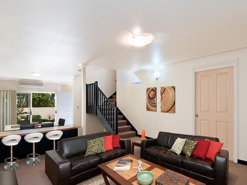 191 Albany Street, Point Frederick NSW 2250