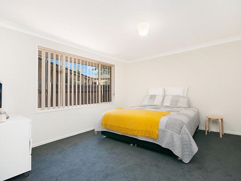 5 Rainbow Close, Lisarow NSW 2250