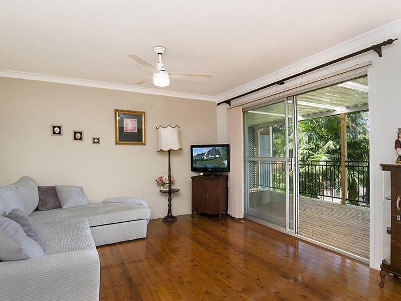 18 Alison Road, Springfield NSW 2250