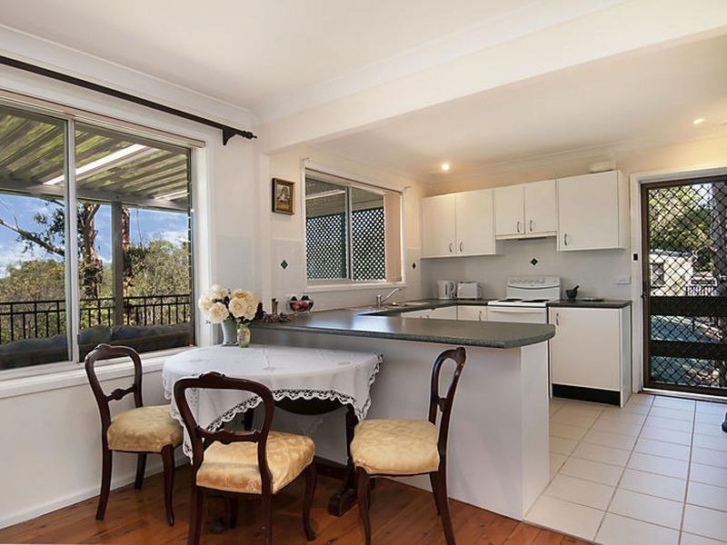 18 Alison Road, Springfield NSW 2250