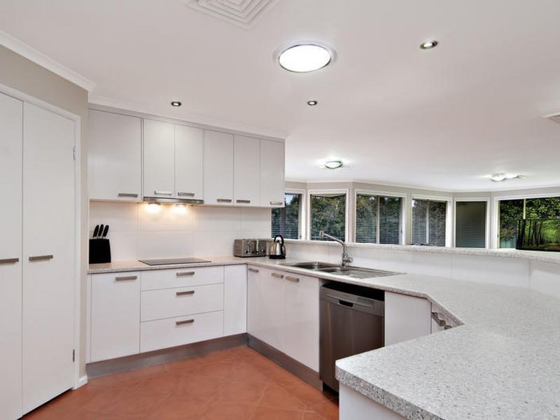 27 Robinia Parade, Springfield NSW 2250