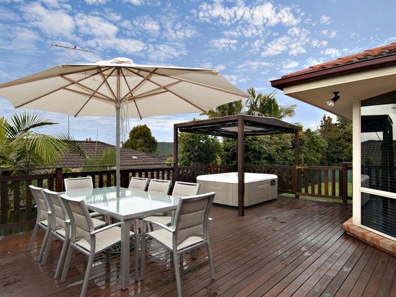 27 Robinia Parade, Springfield NSW 2250