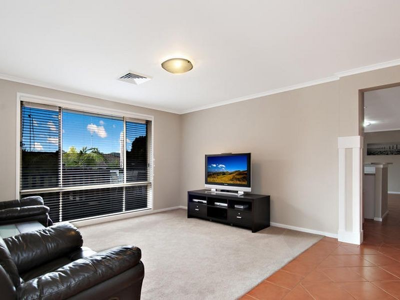 27 Robinia Parade, Springfield NSW 2250