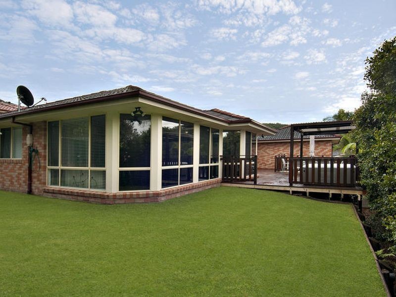 27 Robinia Parade, Springfield NSW 2250