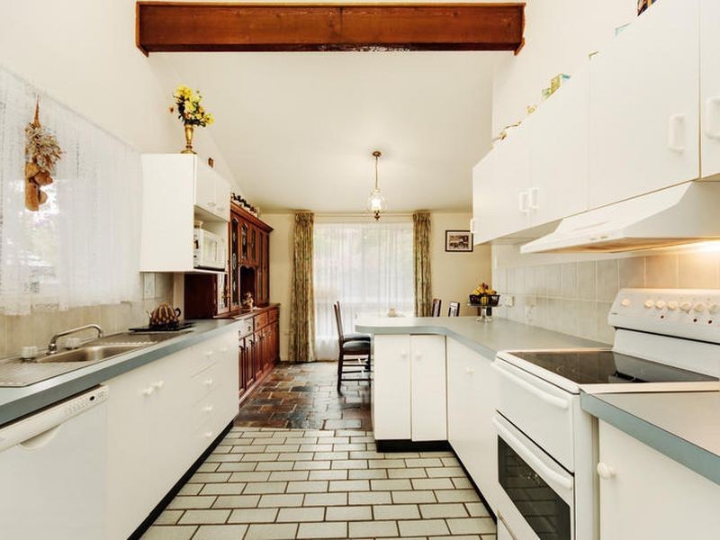 10 Tulip Street, Springfield NSW 2250