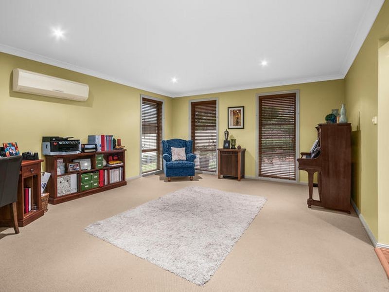 46 Robinia Parade, Springfield NSW 2250