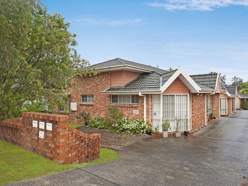 2/31 Brougham Street, East Gosford NSW 2250