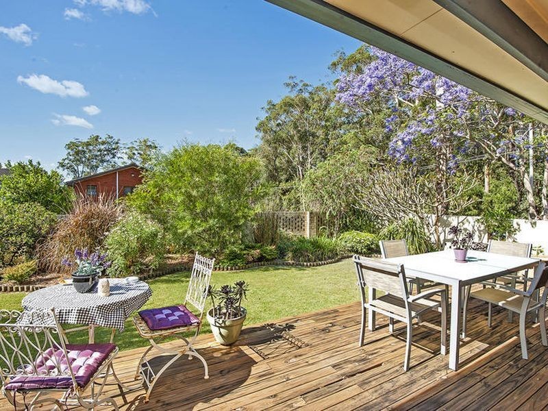 1/2 Lakewood Avenue, Green Point NSW 2251