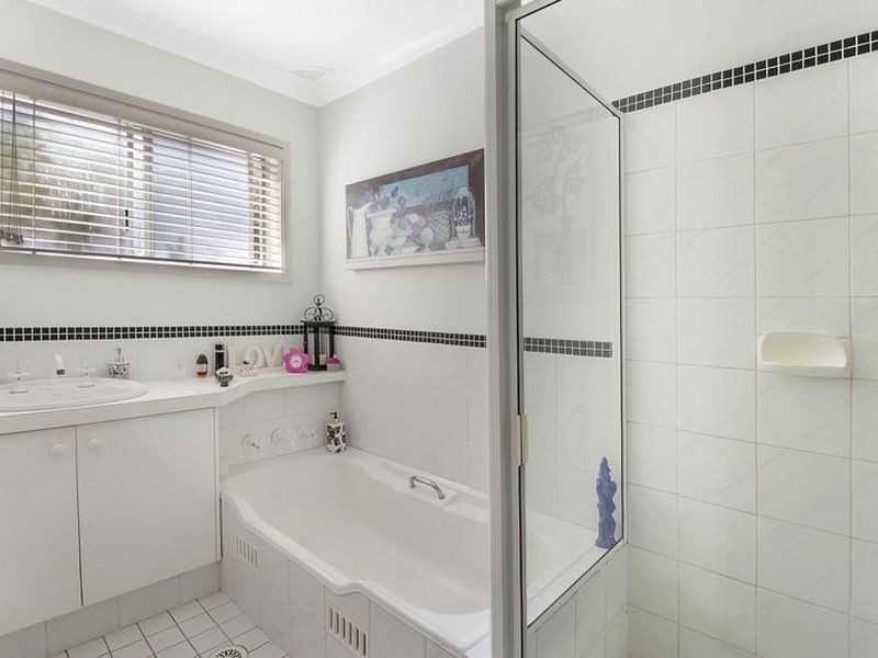 1/2 Lakewood Avenue, Green Point NSW 2251