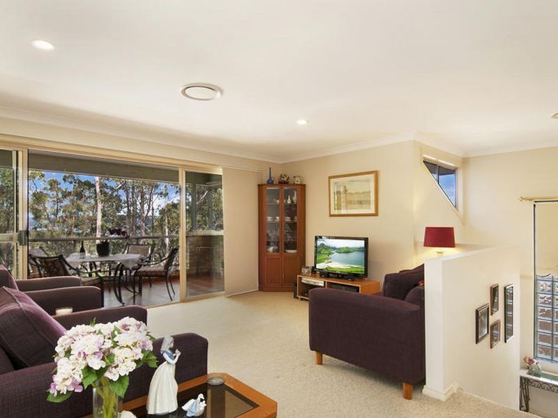 1/2 Moir Place, Green Point NSW 2251