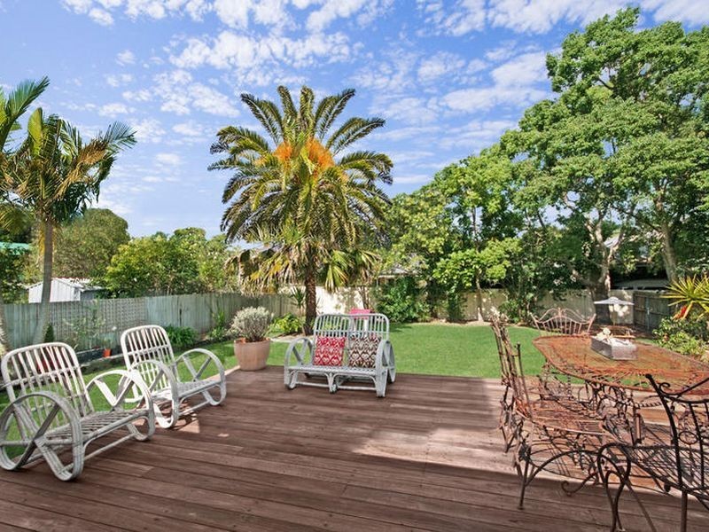 15 Spring Avenue, Springfield NSW 2250