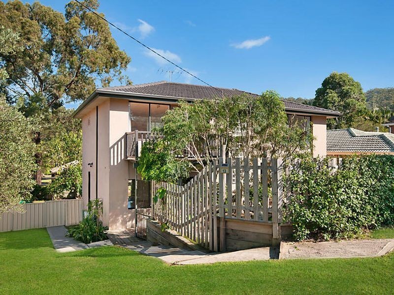 13 Lock Avenue, Springfield NSW 2250