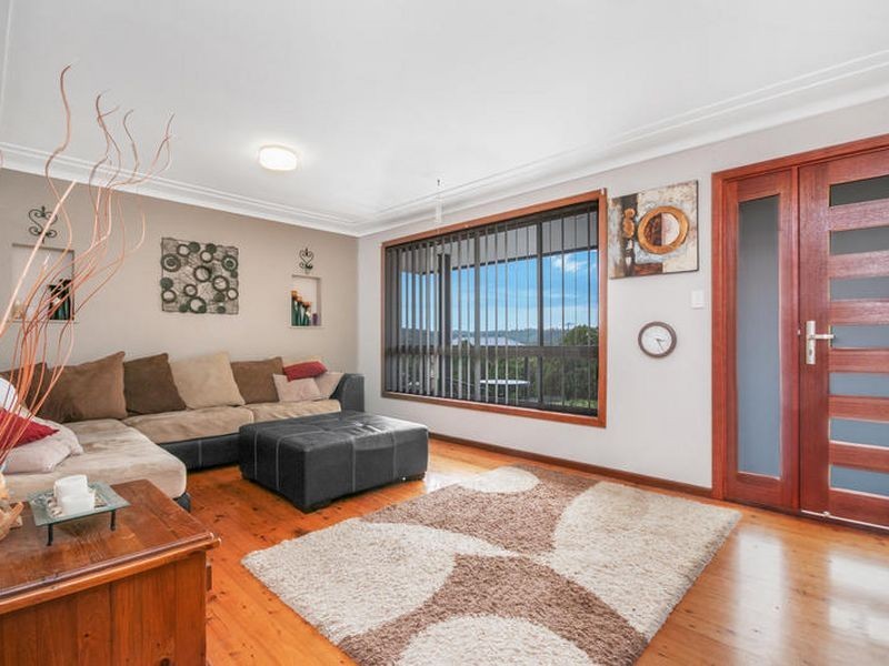 17 Kent Street, Niagara Park NSW 2250