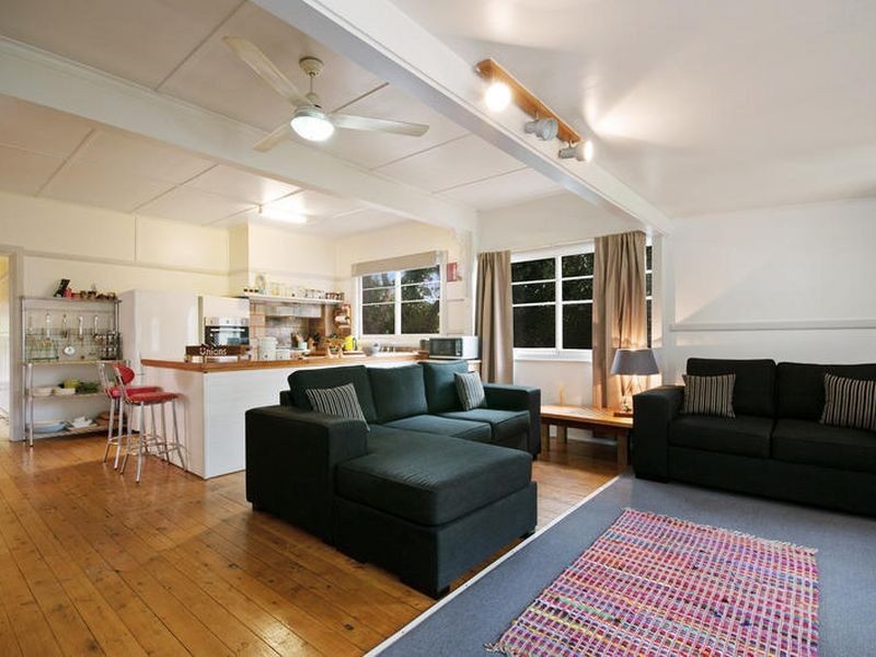 4 Auburn Street, Point Frederick NSW 2250