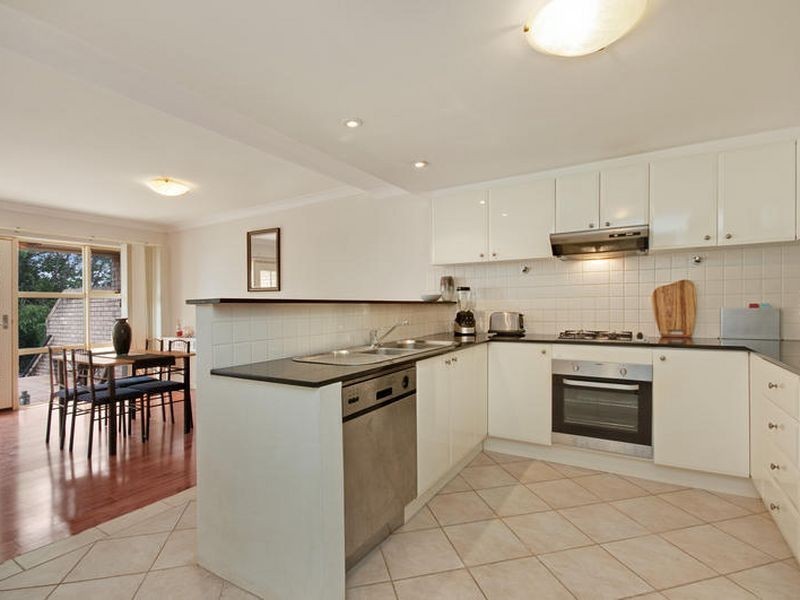 5/92 John Whiteway Drive, Gosford NSW 2250