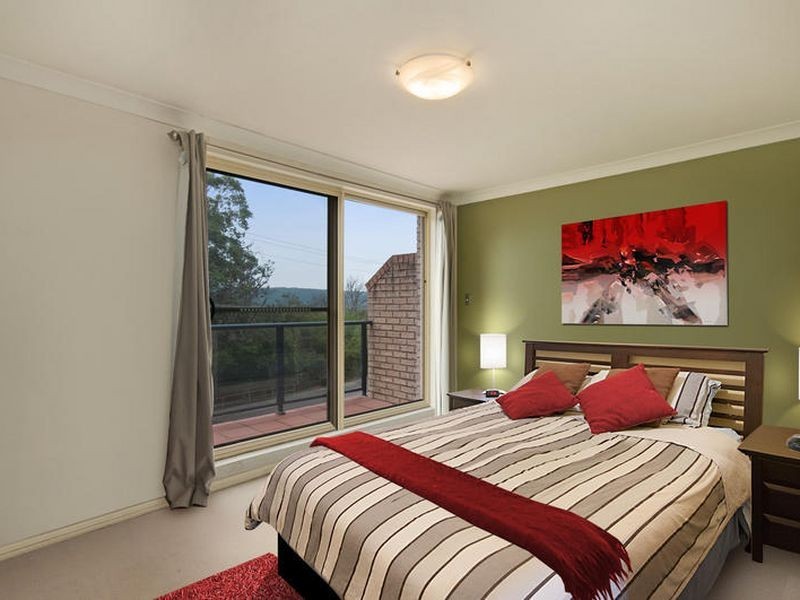 5/92 John Whiteway Drive, Gosford NSW 2250