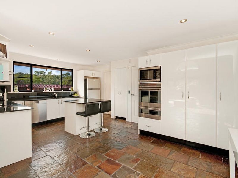 4 Lilac Close, Springfield NSW 2250