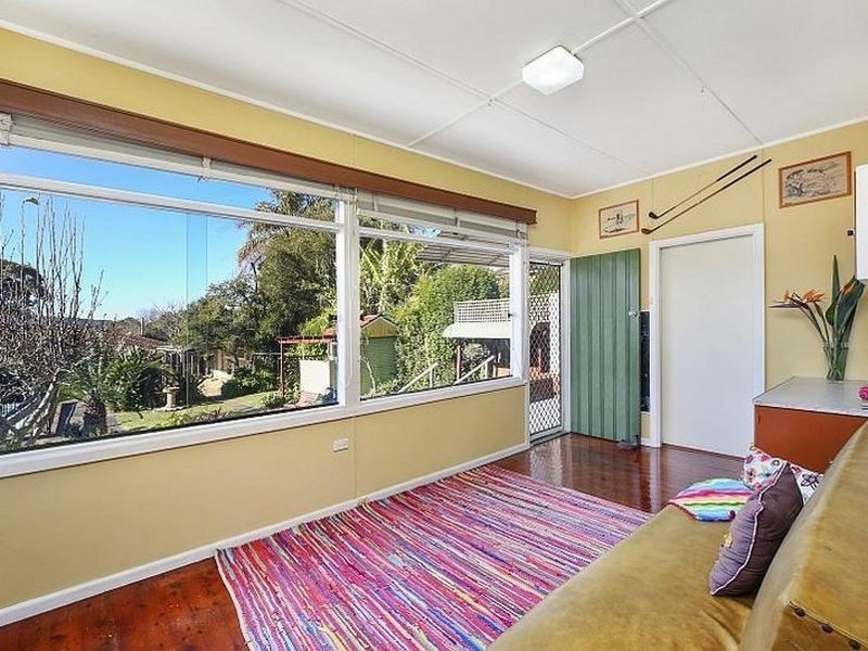 11 Brougham Street, East Gosford NSW 2250