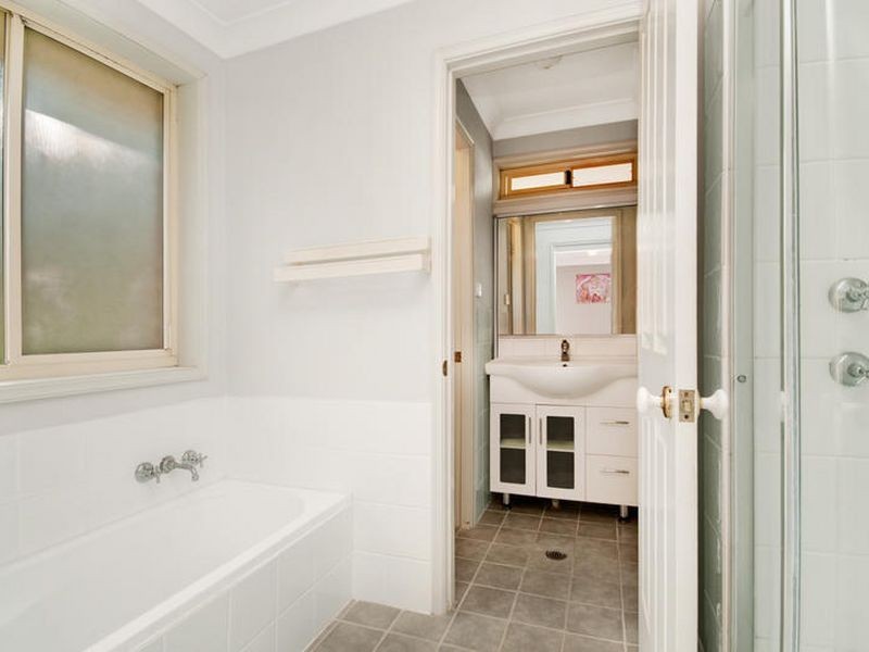 2/48 Frederick Street, Point Frederick NSW 2250