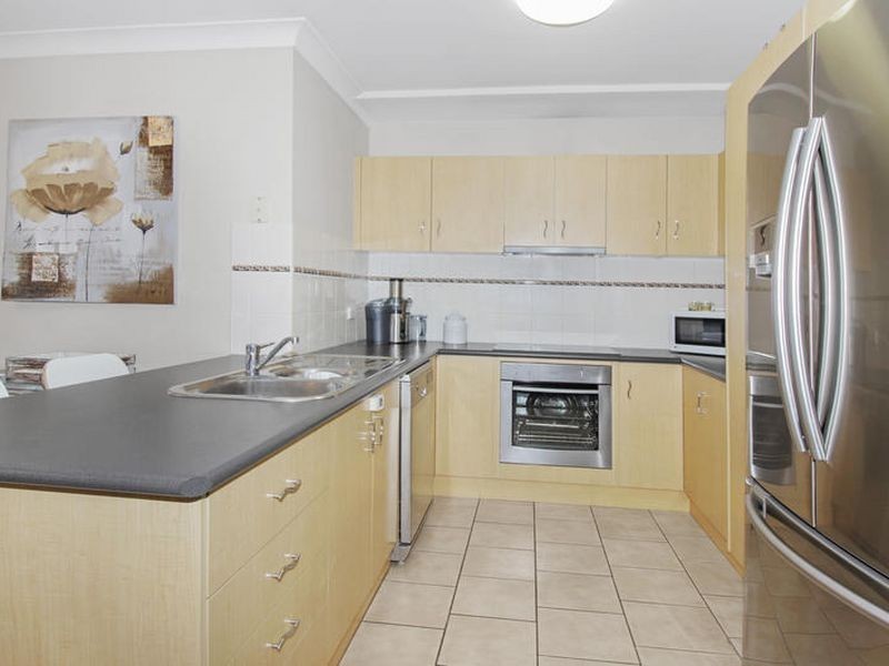 10/164 Albany Street, Point Frederick NSW 2250