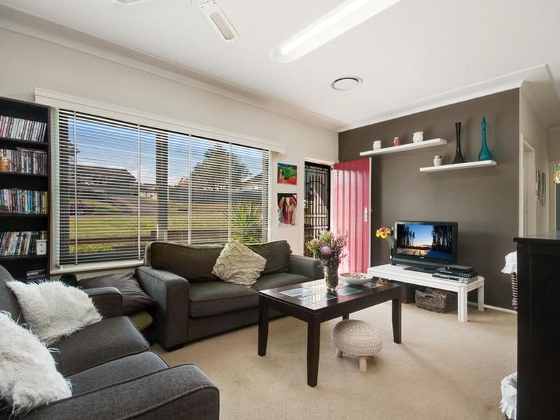 2 Tangerine Avenue, Springfield NSW 2250