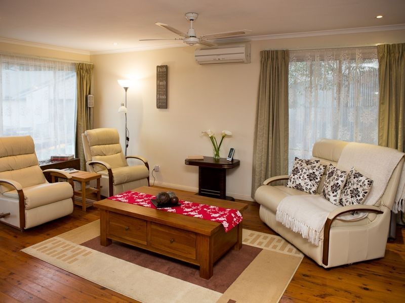 20B Railway Crescent, Lisarow NSW 2250