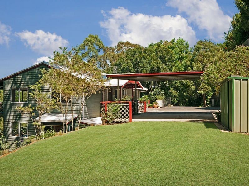 4J Gregory Street, Wyoming NSW 2250