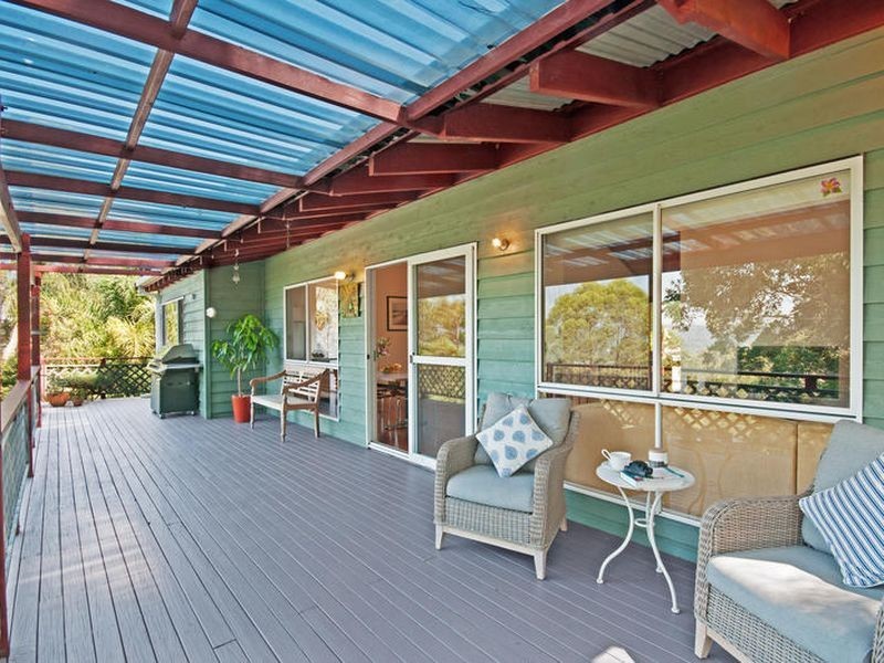 4J Gregory Street, Wyoming NSW 2250