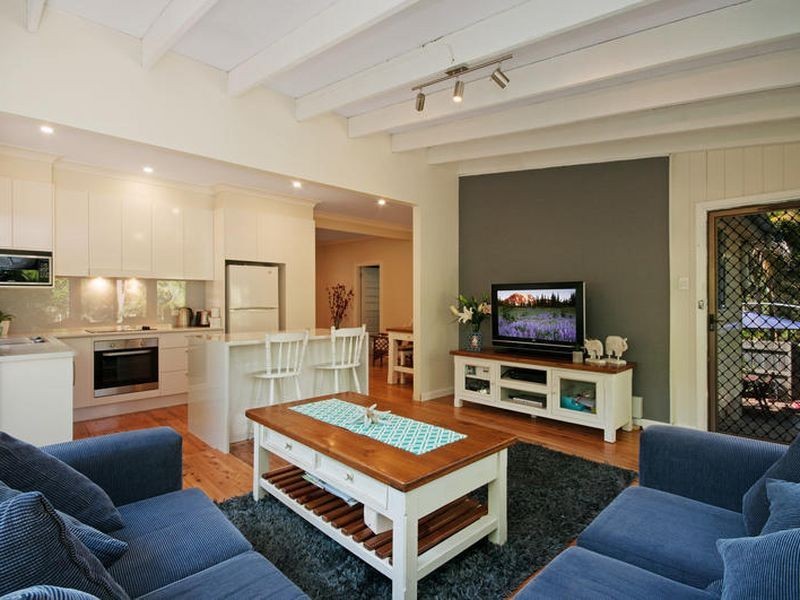 30 Green Plateau Road, Springfield NSW 2250