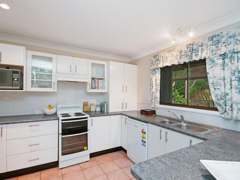 25 South Crescent, North Gosford NSW 2250