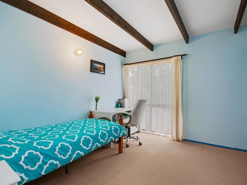 25 South Crescent, North Gosford NSW 2250