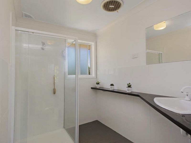 14 Lock Avenue, Springfield NSW 2250