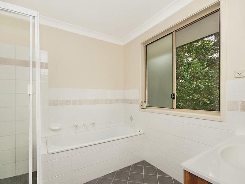 2/18 Henry Parry Drive, East Gosford NSW 2250