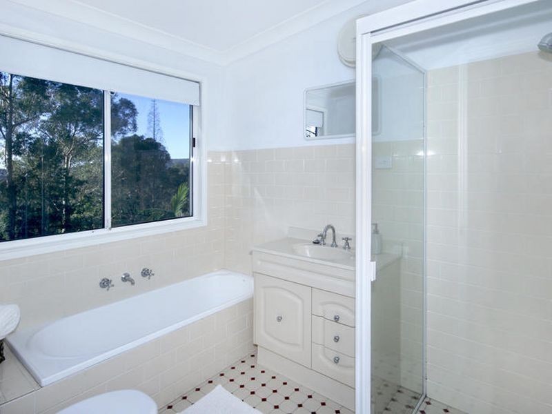 35 Alison Road, Springfield NSW 2250