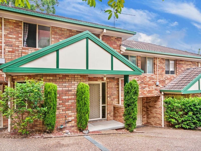 4/51 Henry Parry Drive, Gosford NSW 2250
