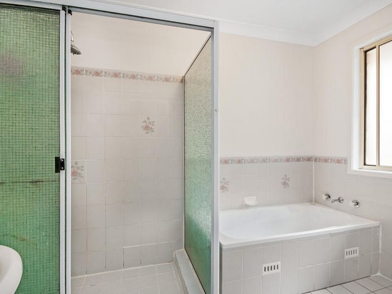 4/51 Henry Parry Drive, Gosford NSW 2250