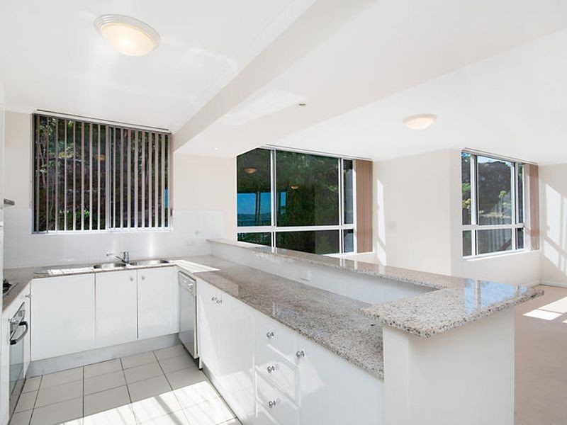 501/97-99 John Whiteway Drive, Gosford NSW 2250