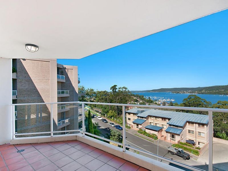 501/97-99 John Whiteway Drive, Gosford NSW 2250