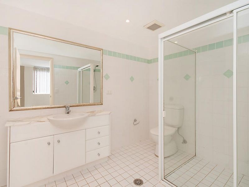 501/97-99 John Whiteway Drive, Gosford NSW 2250