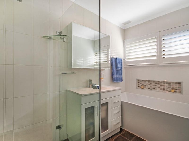 22 Edgewater Avenue, Green Point NSW 2251