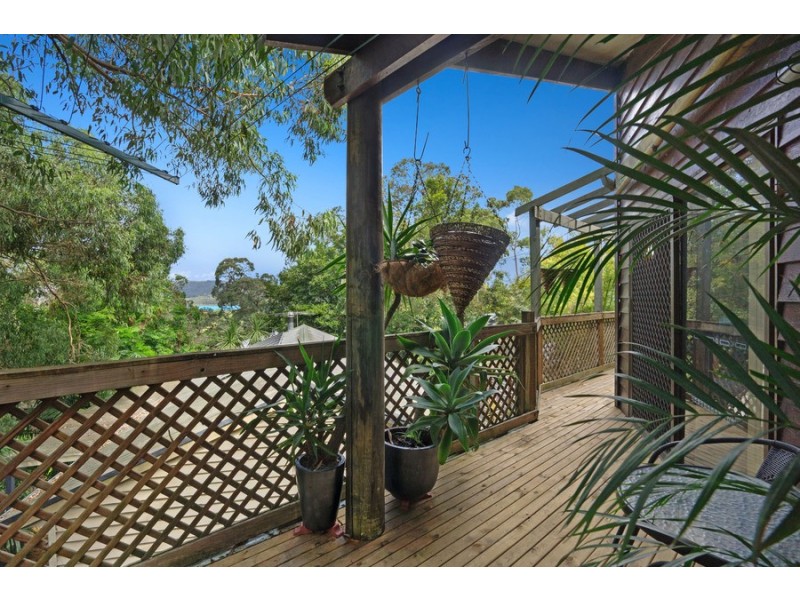 5 Rubie Crescent, East Gosford NSW 2250